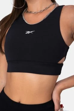 Best Sale 🤩 Adika REEBOK // Beyond The Sweat Cut-Out Crop Top 🔥 7 Adika REEBOK // Beyond The Sweat Cut-Out Crop Top