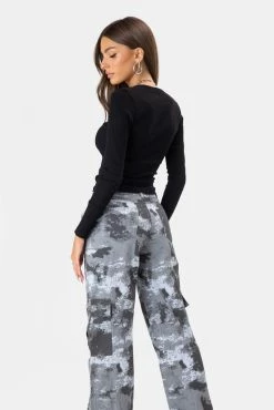 Adika Andy Button-Detail Ribbed T-Shirt