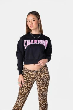 Adika Champion // Logo Embroidery Cropped Sweatshirt Tops