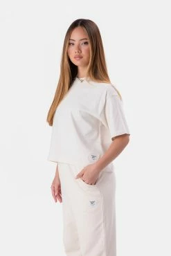 Adika Tops REEBOK // Classics Non Dye Cropped Tee