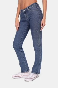 Adika Division Low-Rise Jeans | STRAIGHT New