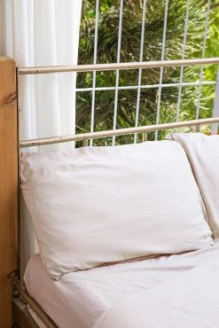 Adika Jarvis Bedding Set