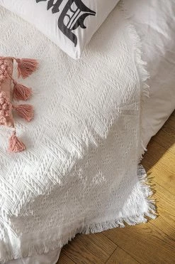 Adika Home-Buddy Throw Blanket