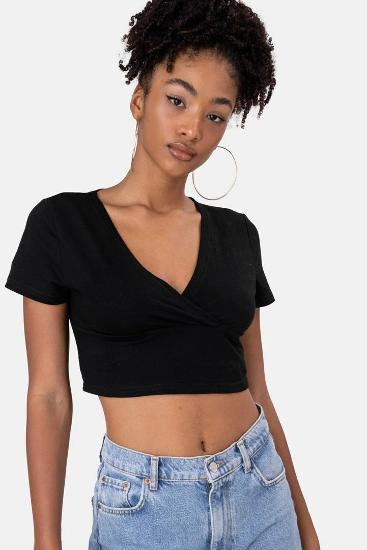 Flash Sale ✔️ Adika Nona Top ✔️ 1 Adika Nona Top