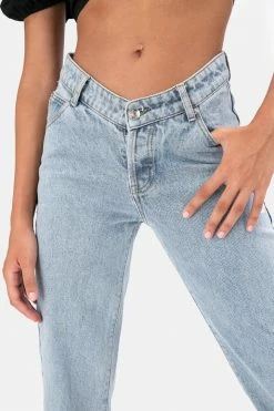 Adika Crush V-Front Jeans | MOM