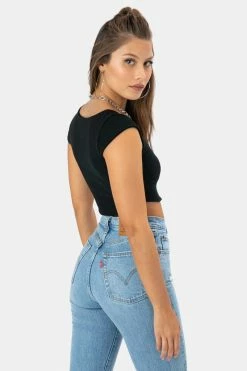 Adika OUTLET RECYCLED Ribbed Top With Hook And Eye