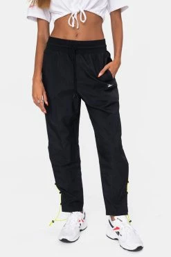 Adika REEBOK // MYT Bunjee-Cuffs Nylon Pants
