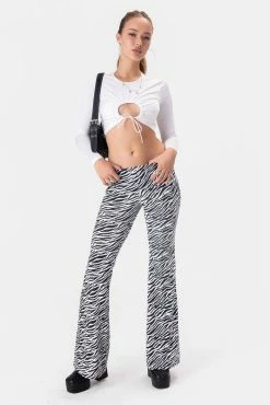 New ✔️ Adika Maxine Tie-Front Crop Top OUTLET 👏 7 Adika Maxine Tie-Front Crop Top OUTLET