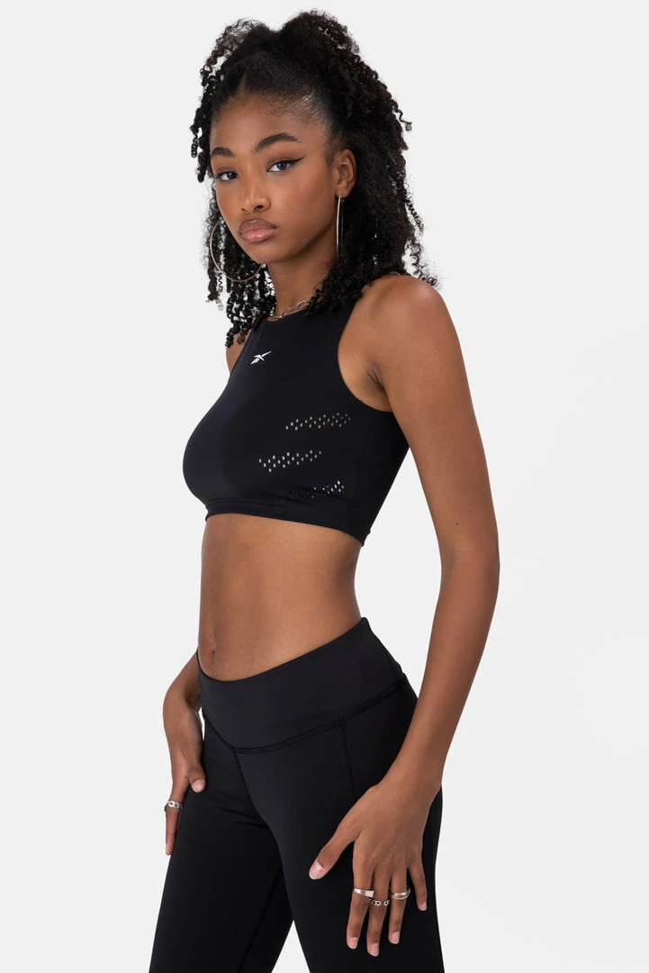 Budget 💯 Adika Tops REEBOK // Perform V-Back Crop Top ⌛ 3 Adika Tops REEBOK // Perform V-Back Crop Top
