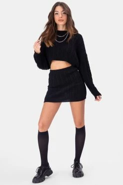 Adika OUTLET Script Cable Knit Cropped Sweater