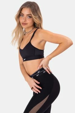 Adika REEBOK // Lux Strappy Back Sports Bra