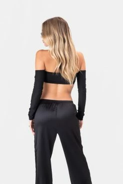 Adika OUTLET Rite Off-Shoulder Halter Top