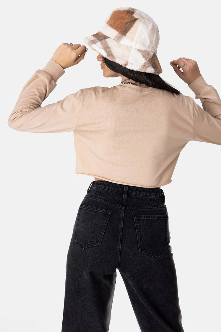 Deals 😀 Adika YOU’RE MY FAV Crop Tee OUTLET 😍 4 Adika YOU’RE MY FAV Crop Tee OUTLET