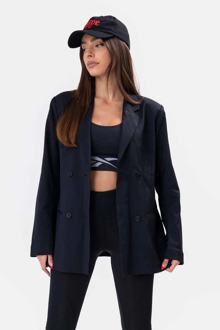 Promo 🤩 Adika REEBOK // Classics Oversized Blazer 🤩 2 Adika REEBOK // Classics Oversized Blazer