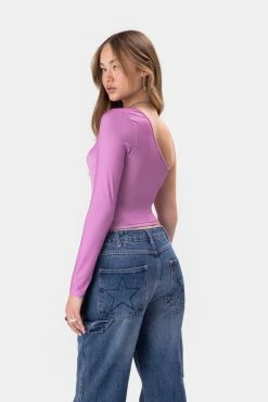 Adika Kitten One-Shoulder Top