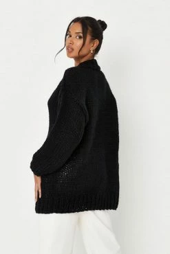 New ๐งจ Adika MISSGUIDED // Oversized V-Neck Knit Sweater ๐คฉ 7 Adika MISSGUIDED // Oversized V-Neck Knit Sweater