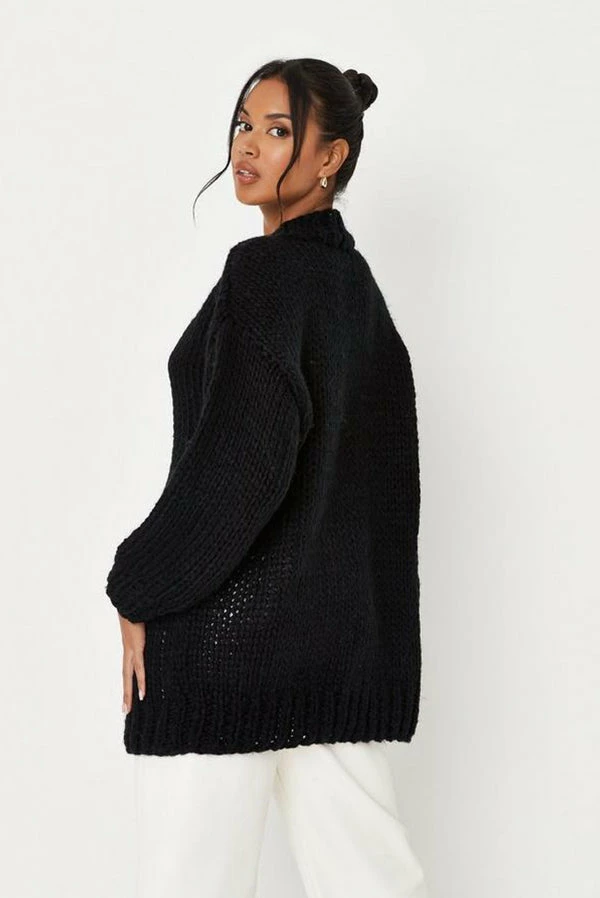 New ๐งจ Adika MISSGUIDED // Oversized V-Neck Knit Sweater ๐คฉ 4 Adika MISSGUIDED // Oversized V-Neck Knit Sweater