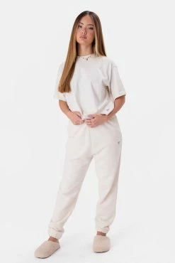 Adika Tops REEBOK // Classics Non Dye Cropped Tee