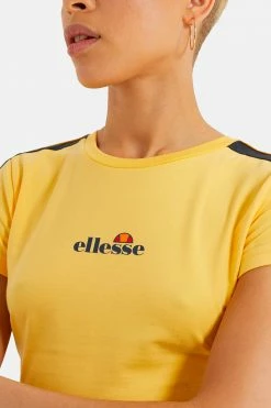 Adika Tops Ellesse // Latus Cropped Tee