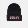 Adika GIRLBOSS Beanie