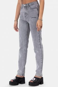 Adika CLOSER Washed Jeans | MOM