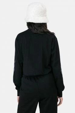 Brand new 🥰 Adika PASSIONATE Cropped Tee OUTLET 😀 8 Adika PASSIONATE Cropped Tee OUTLET