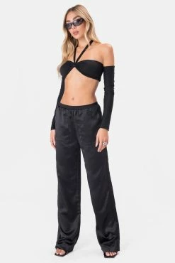 Adika OUTLET Rite Off-Shoulder Halter Top