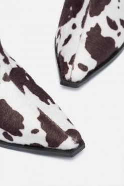 Adika Frisky Chelsea Boots