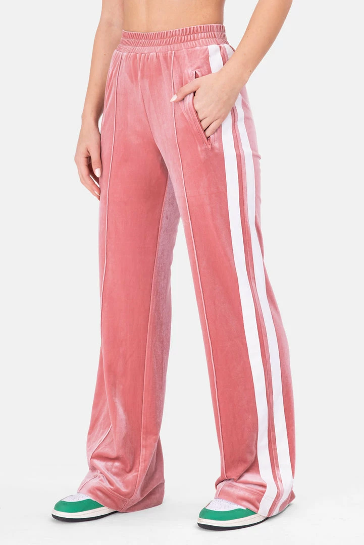 Coupon ✔️ Adika Zaggery Flared Velvet Sweatpants 👏 1 Adika Zaggery Flared Velvet Sweatpants
