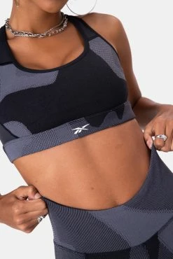 Adika REEBOK // Lux Sports Jacquard Racerback Bra