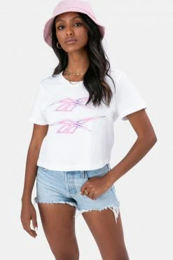 Adika REEBOK // Classics Graphic Cropped Tee