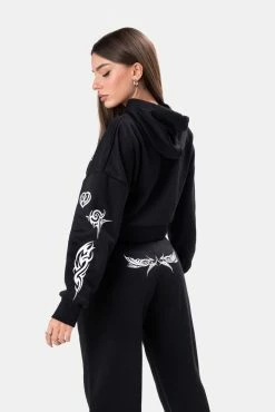 Adika Noko Cropped Hoodie