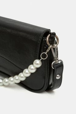 Wholesale 🧨 Adika Robertson Pearl Chain Shoulder Bag New 🤩 5 Adika Robertson Pearl Chain Shoulder Bag New