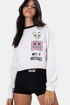 Adika MISTAKES Cropped Tee OUTLET