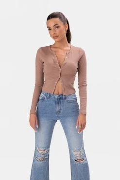 Adika Rocket Snap-Button Ribbed Top Clothing