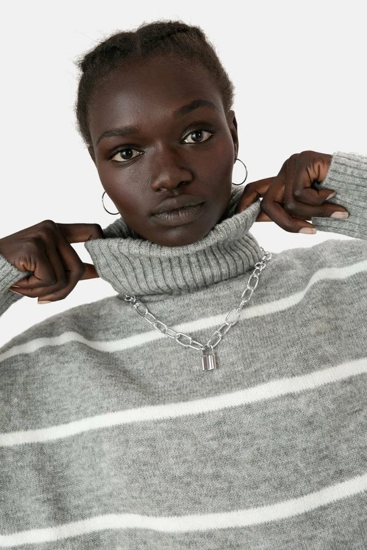 Deals 🔥 Adika Adrian Turtleneck Sweater 💯 3 Adika Adrian Turtleneck Sweater