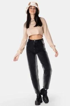 Adika YOU’RE MY FAV Crop Tee OUTLET