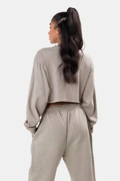 Top 10 💯 Adika REEBOK // Identity Logo Cropped Tee 😉 7 Adika REEBOK // Identity Logo Cropped Tee