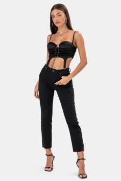 Adika OUTLET Heroes Raw Hem Jeans | MOM