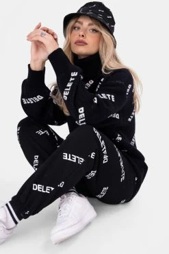 Adika DELETE Knit Sweater OUTLET