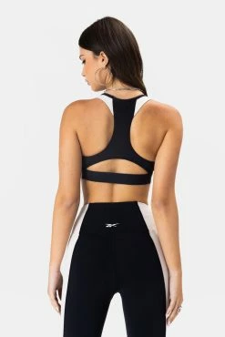 Adika REEBOK // Lux Racerback Padded Sports Bra